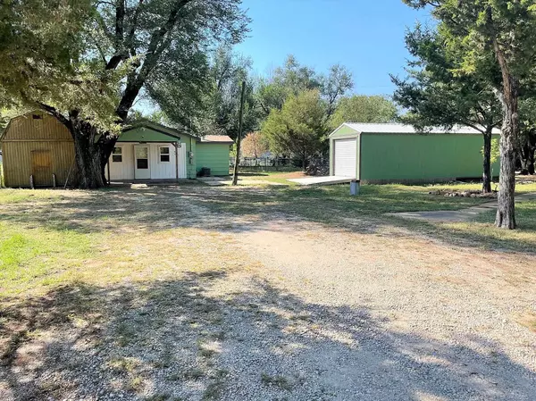 119 E Dorrell St, Haysville, KS 67060