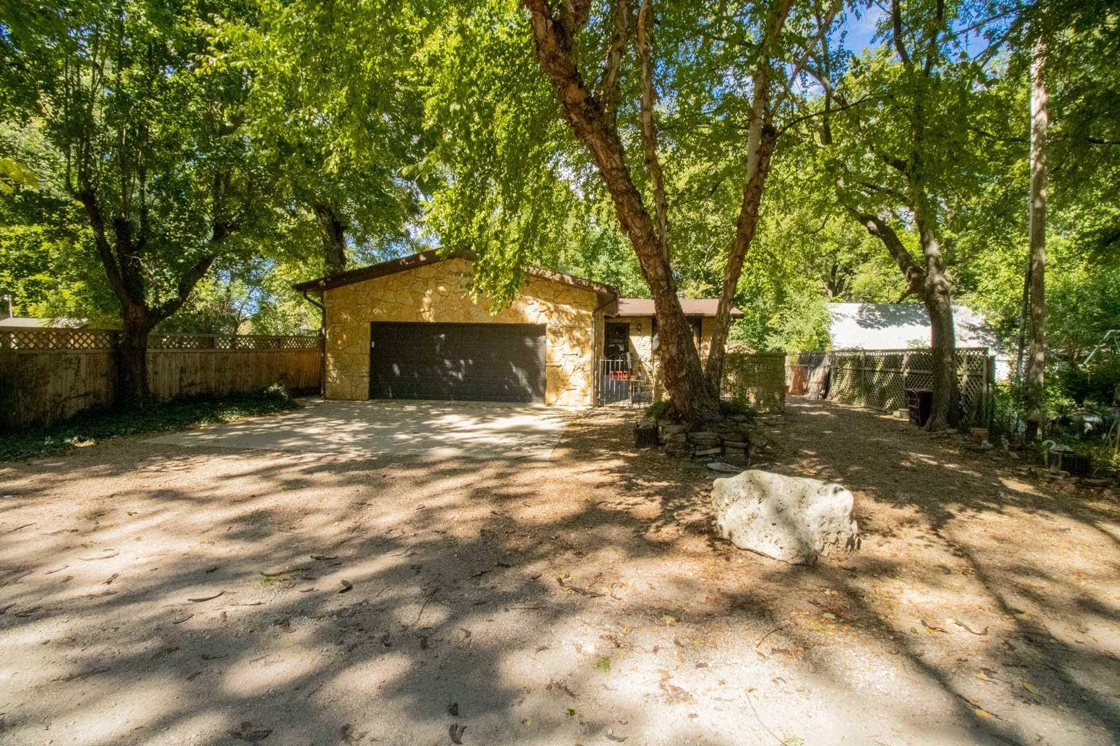 1714 W 27TH ST N, Wichita, KS 67204
