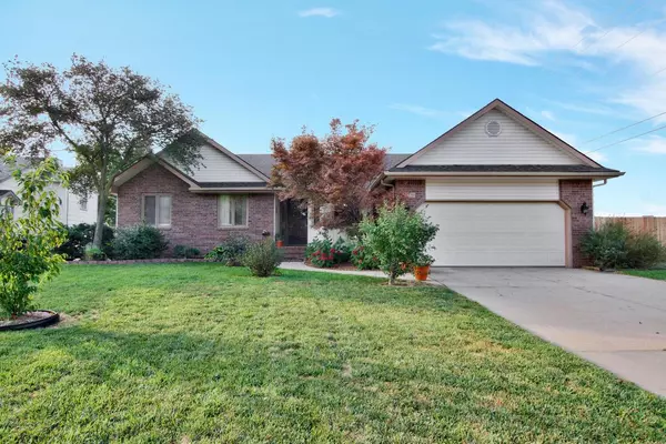 2770 S Yellowstone St, Wichita, KS 67215