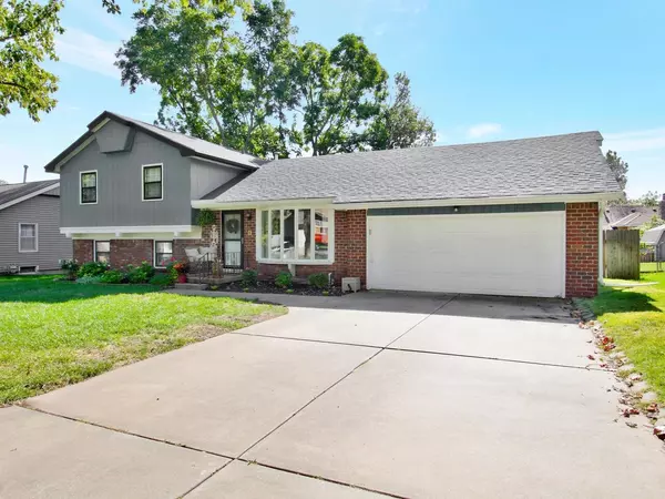 Derby, KS 67037,807 E Greenway Ct