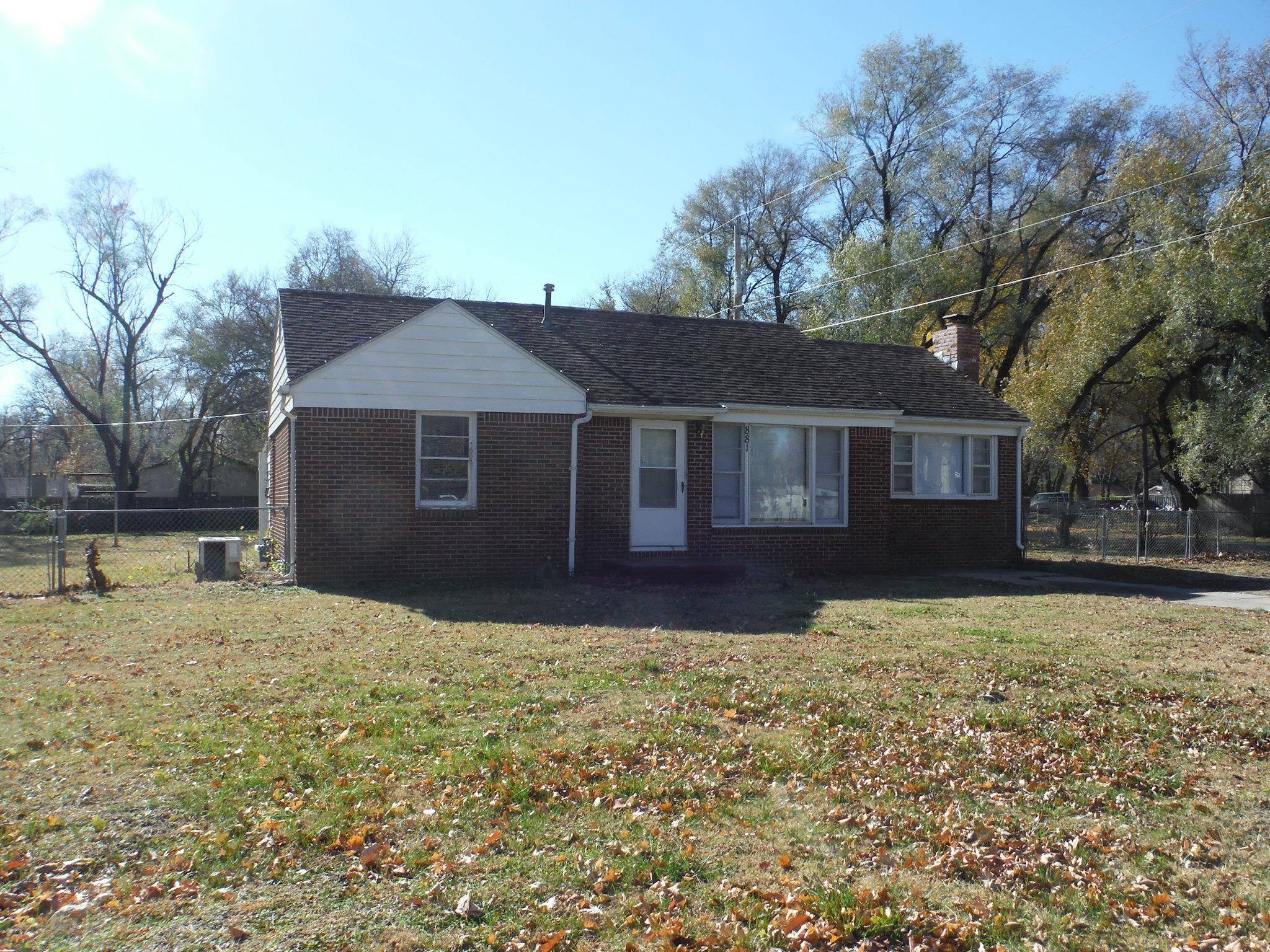 881 W 49th, Wichita, KS 67204