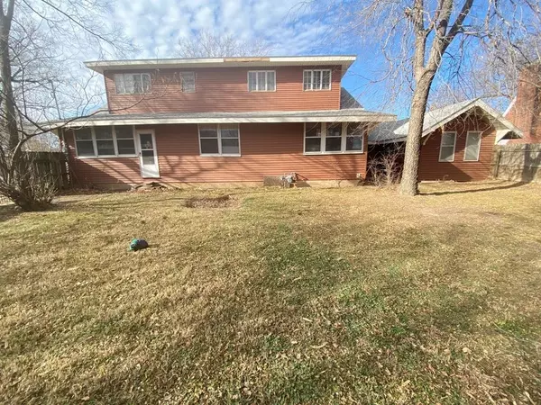 Anthony, KS 67003,701 N Anthony Ave