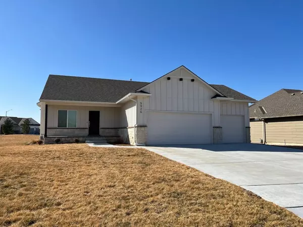 5926 E Wildfire, Bel Aire, KS 67220