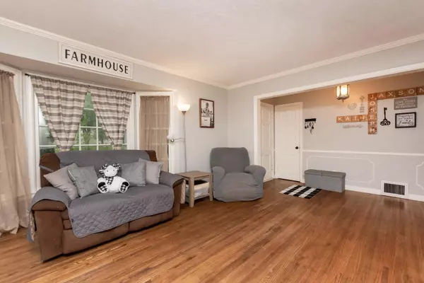 Wichita, KS 67218,3719 E Elmwood Dr