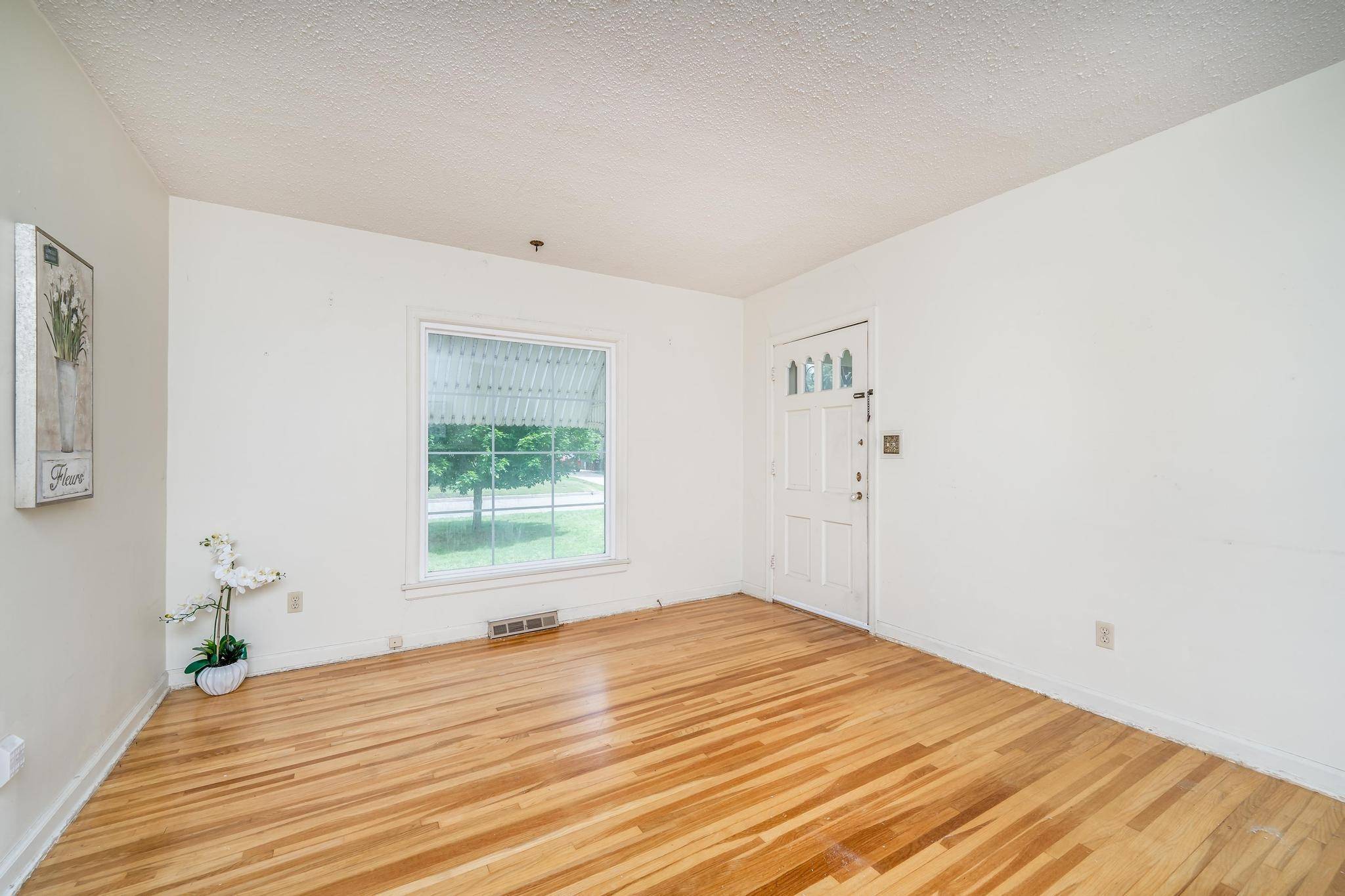 Wichita, KS 67203,1507 N Sedgwick St