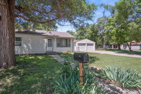 504 E 9th, Newton, KS 67114