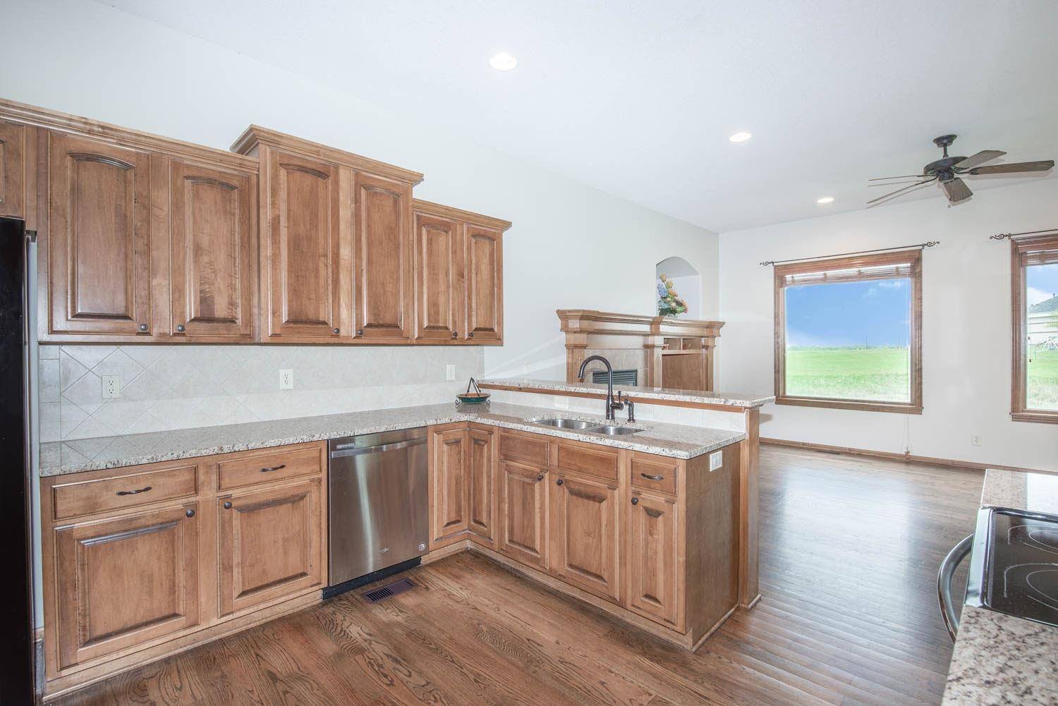 Valley Center, KS 67147,1900 E Windsor Creek Ct