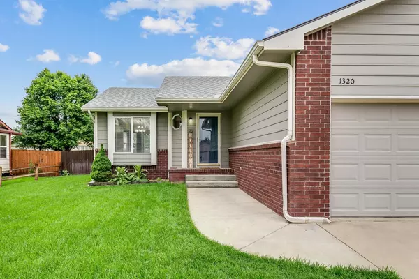 Haysville, KS 67060,1320 E SOUTHBROOK ST