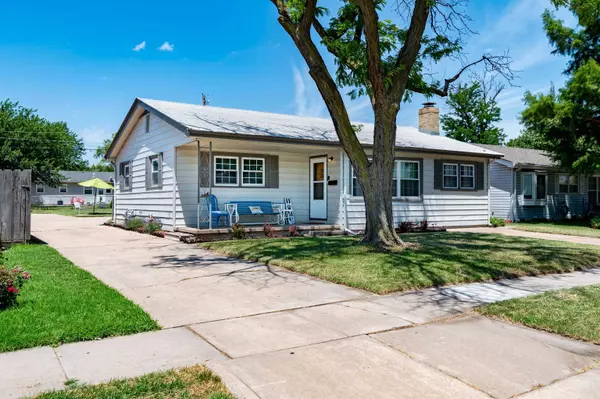 2427 S Osage Ave, Wichita, KS 67217