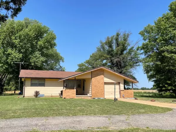 Belle Plaine, KS 67013,1145 N Oliver Rd