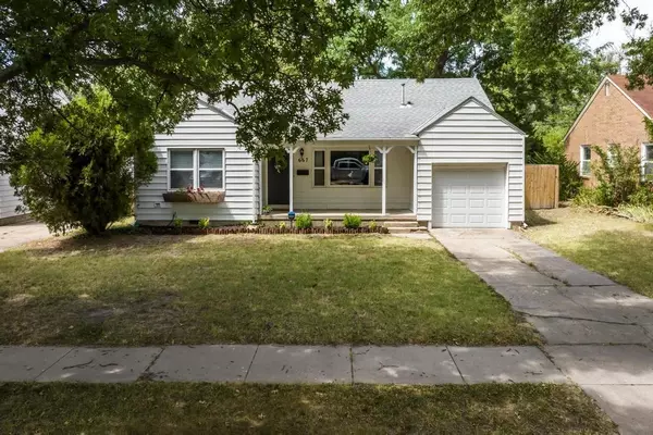 667 Lexington Rd, Wichita, KS 67218