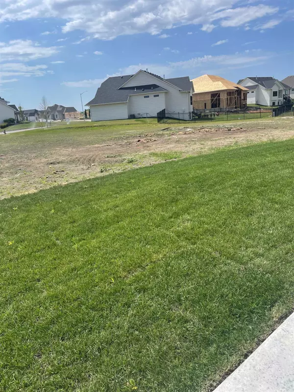 3605 N Bristol, Andover, KS 67226