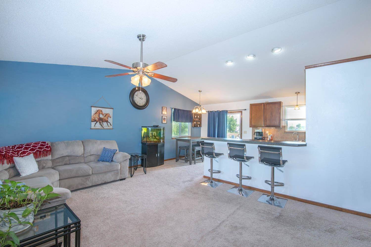 Valley Center, KS 67147,1211 E Appleton St