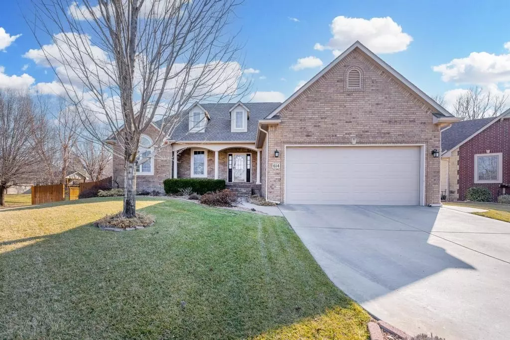 Derby, KS 67037,614 S Bent Tree Ct