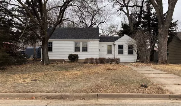 406 SE 5th, Newton, KS 67114