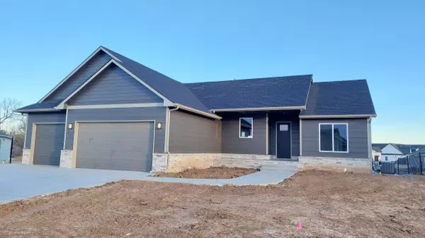 832 E Ruby, Mulvane, KS 67110