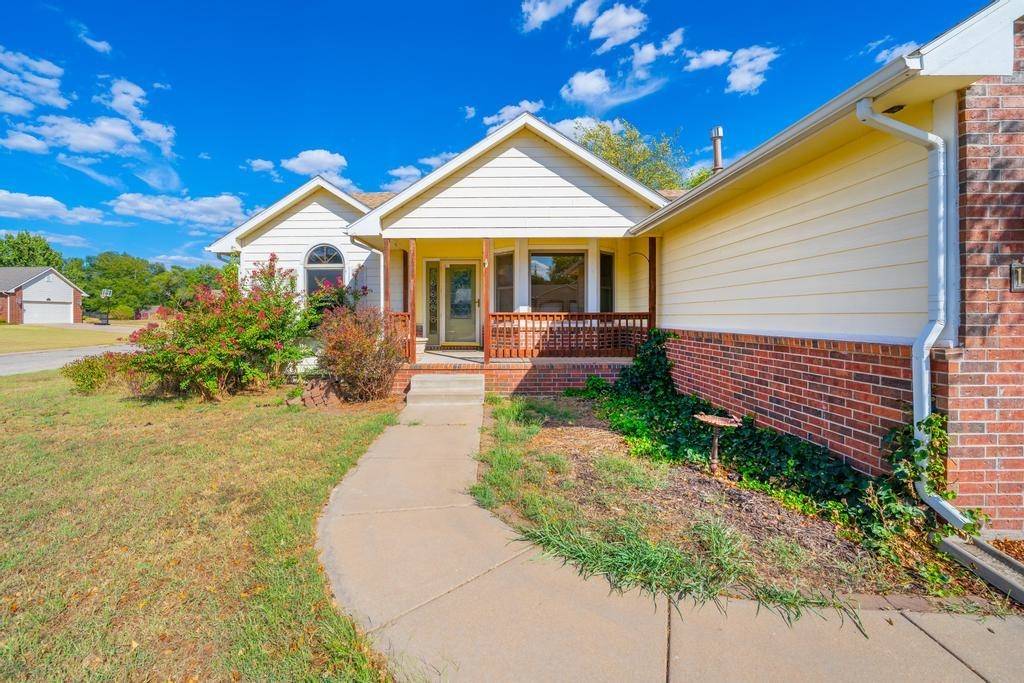 1407 N Stewart, Wellington, KS 67152