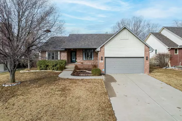 8206 E Champions St, Wichita, KS 67226