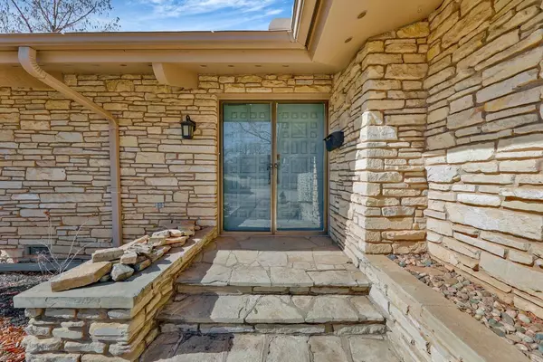 Anthony, KS 67003,211 W Garfield St