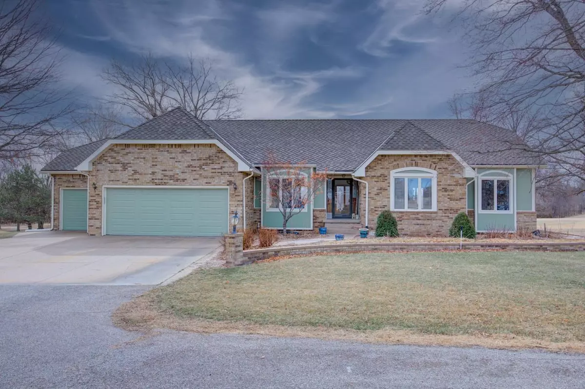 Winfield, KS 67156,4 Blackheath Ct