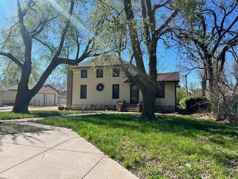 506 E Avenue A, Mcpherson, KS 67460