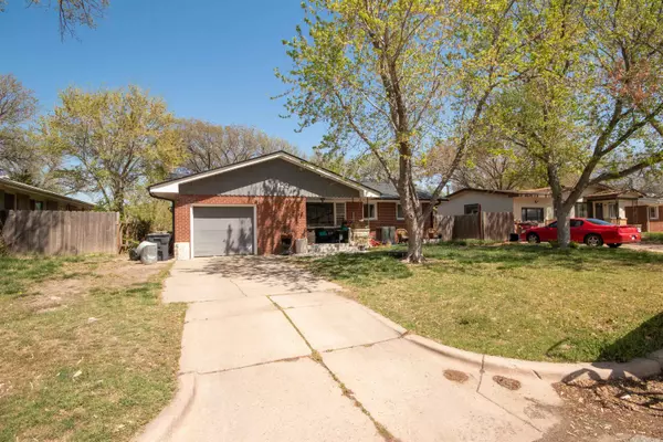 1422 W Marlboro St, Wichita, KS 67217