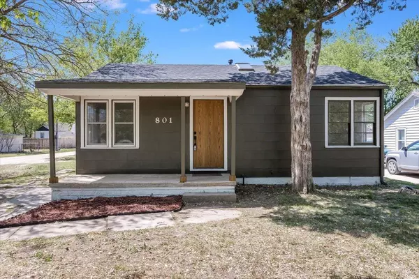 801 N CUSTER ST, Wichita, KS 67203