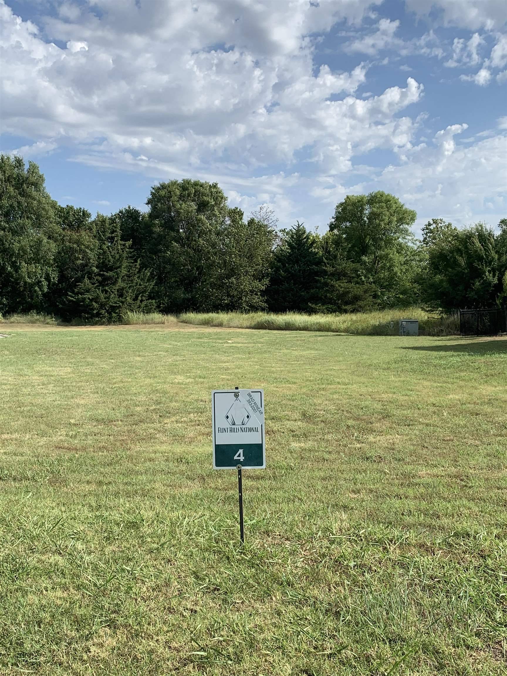 206 E Prairie Point Ct, Andover, KS 67002