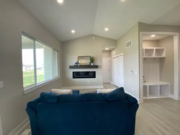 Valley Center, KS 67147,715 N Wakefield Ave