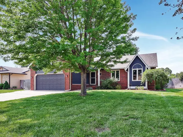 10811 W Kent St, Wichita, KS 67209