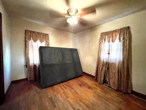 Bentley, KS 67016,151 N Dacey Ave