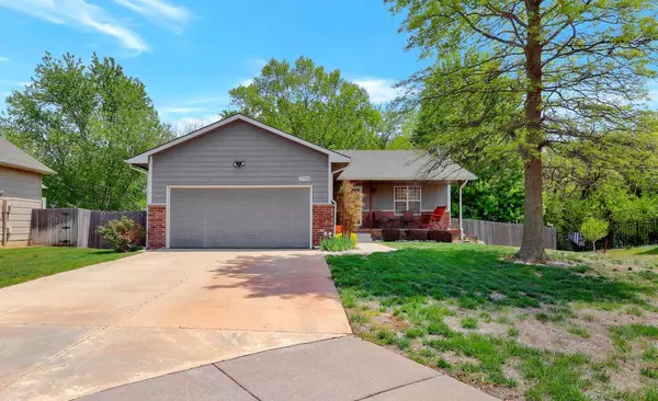 1708 N Wedgewood Ct., Mulvane, KS 67110