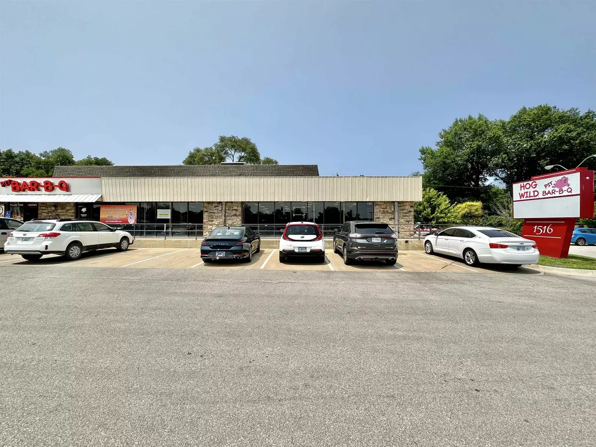 Lawrence, KS 66046,1516 W 23rd Street