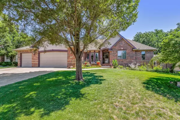 13905 W Remington Ct, Wichita, KS 67235-7525