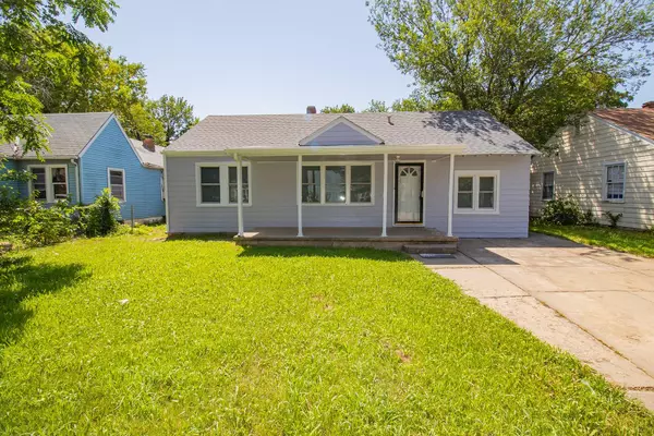 617 N POPLAR ST, Wichita, KS 67214