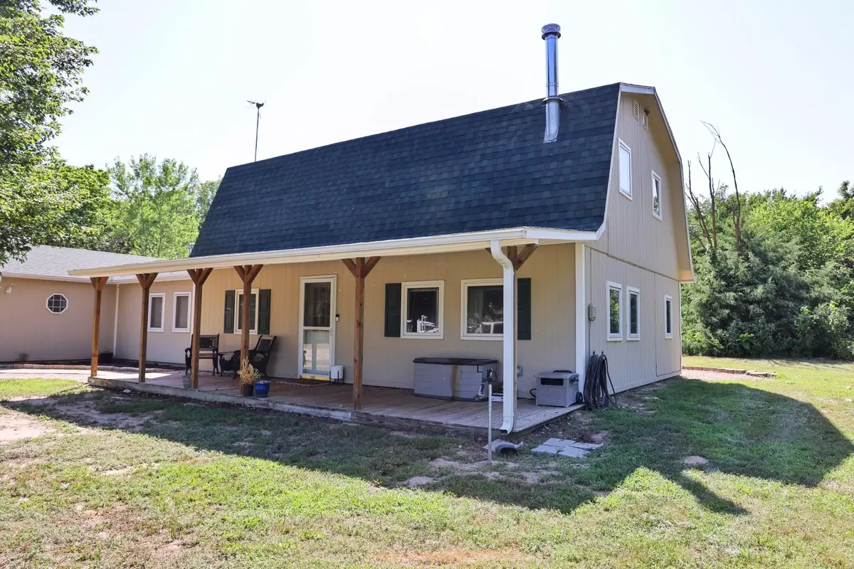 Inman, KS 67546,2855 Avenue W