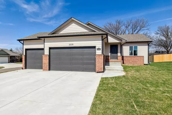 1118 S Sontag Ct., Derby, KS 67037