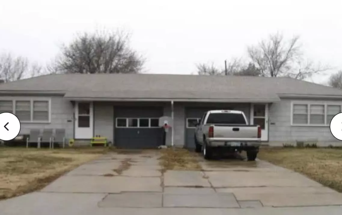 Augusta, KS 67010,1227 N School St