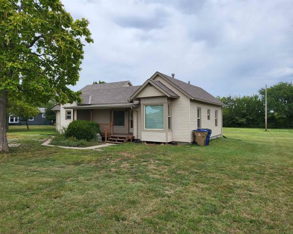 400 S Archer Dr,  Andover,  KS 67002