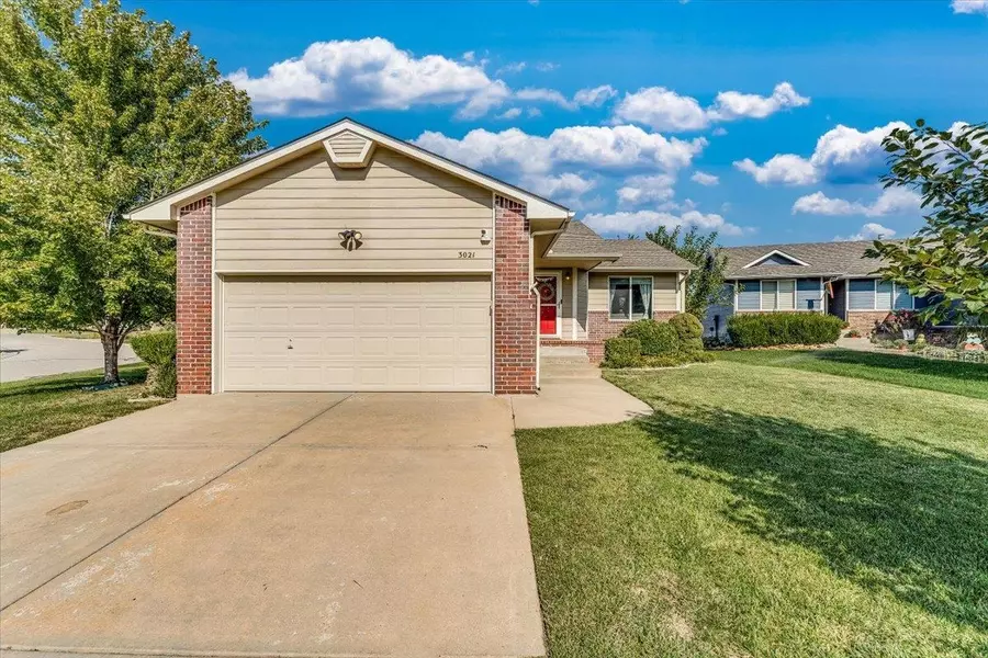 3021 E Lanners Ct, Wichita, KS 67219