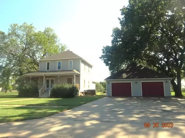 303 W Garfield, Argonia, KS 67004