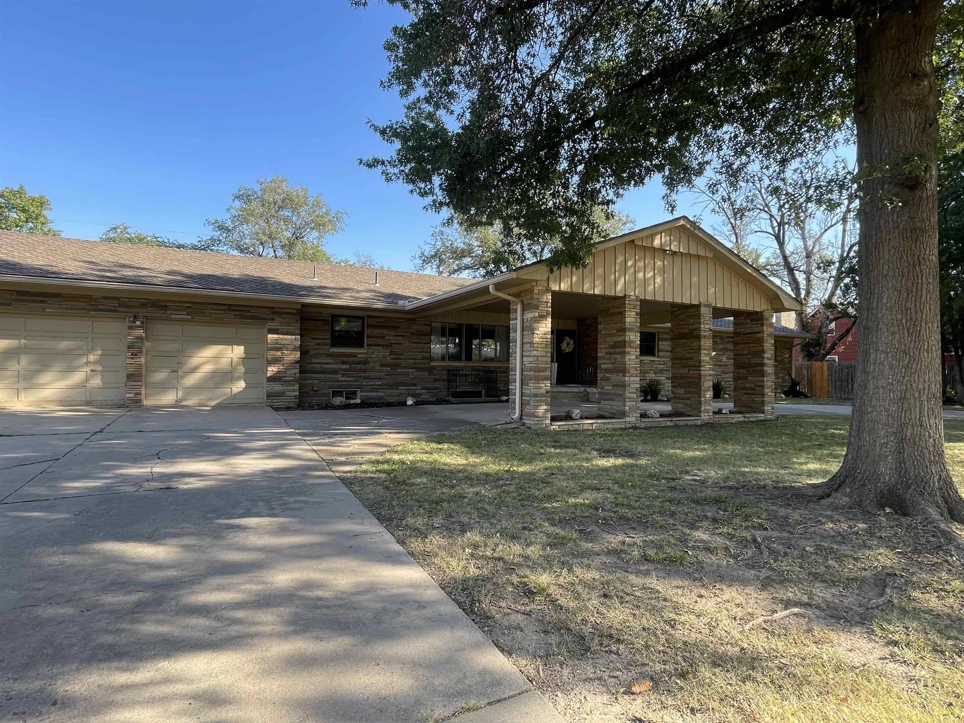Wichita, KS 67212,8418 W Murdock St