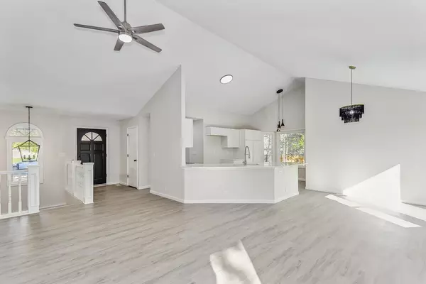 Andover, KS 67002,232 Village Rd