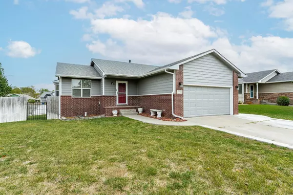 1726 N BLACK OAK CT, Andover, KS 67002