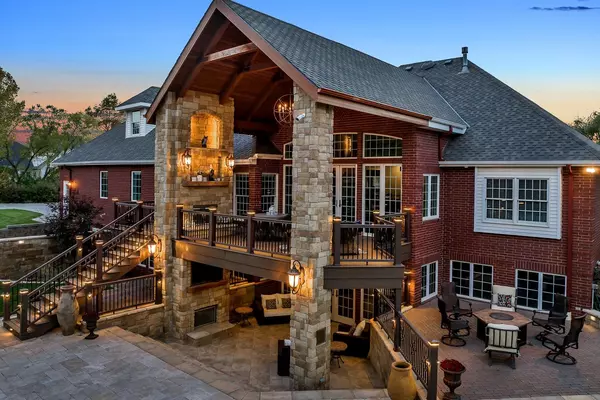 North Newton, KS 67117,3400 Woodside