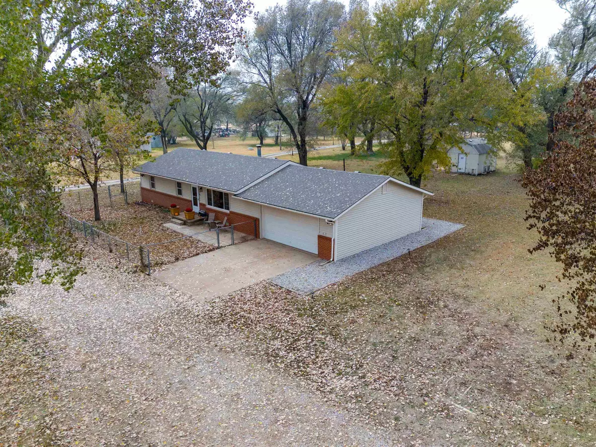 Cheney, KS 67025,1801 S 375th St W