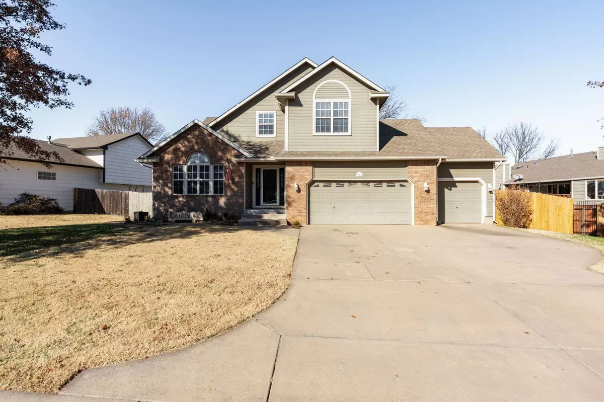 Derby, KS 67037,904 E Hawthorne Dr