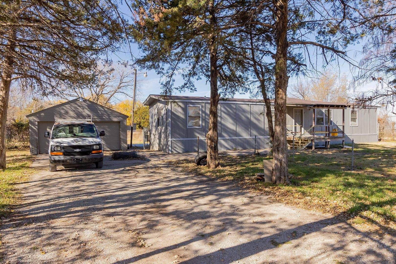 Wichita, KS 67215,3837 S Sabin St.