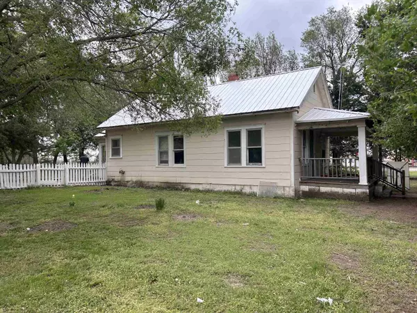 Rosalia, KS 67132,700 SE Lydia St.