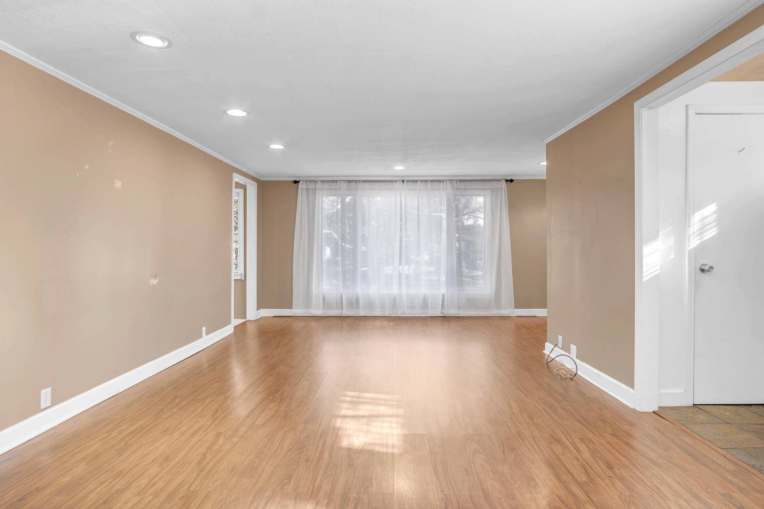 North Newton, KS 67117,116 W 26th St